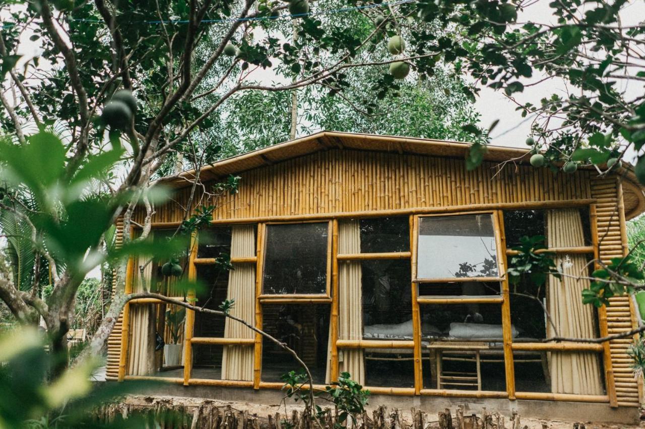 Hide Away Bungalows In Ben Tre City Eksteriør bilde