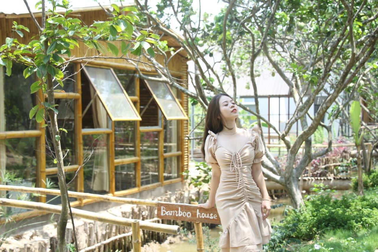 Hide Away Bungalows In Ben Tre City Eksteriør bilde