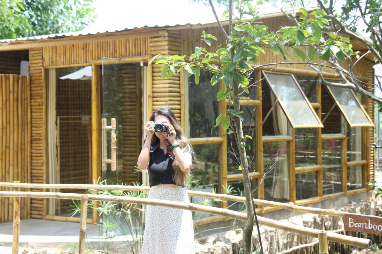 Hide Away Bungalows In Ben Tre City Eksteriør bilde